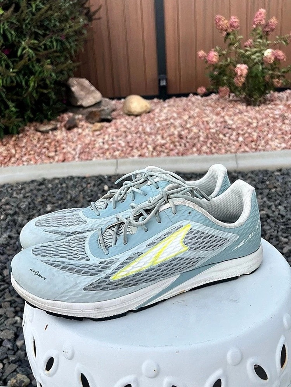 Altra Women's Viho road running shoe